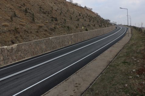 Yukarı köprü trafiğe açıldı