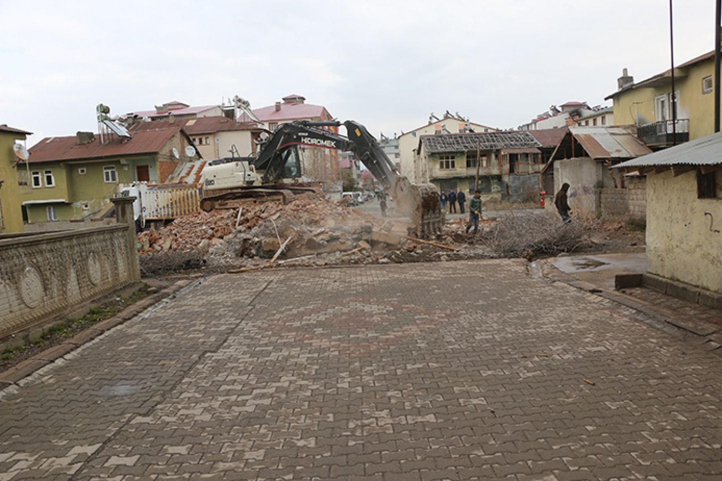 30 yıl sonra trafiğe açıldı