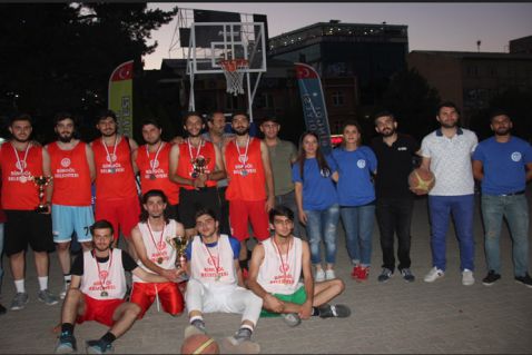 Sokak basketboluna yoğun ilgi