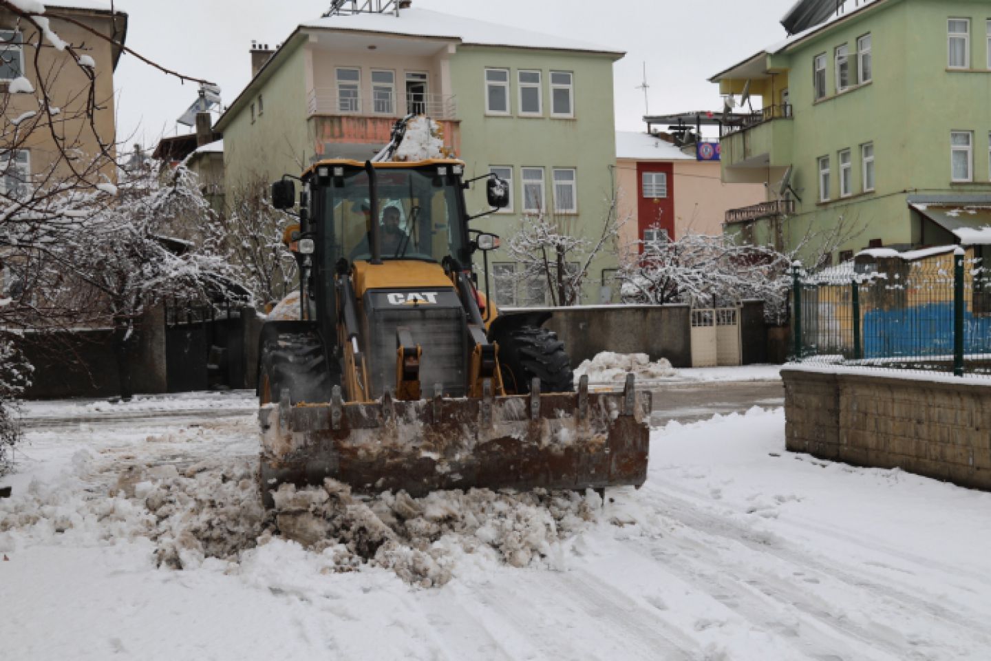 Karla mücadele çalışmaları başladı