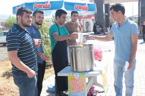 Belediye’den öğrencilere sıcak çorba