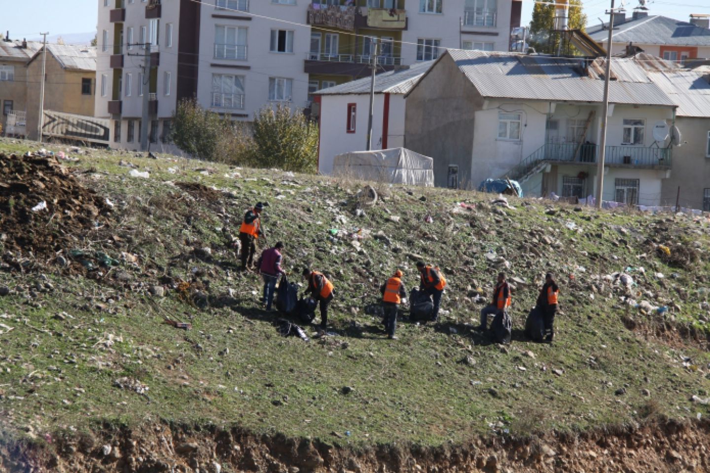 Simani’de çöpler temizlendi