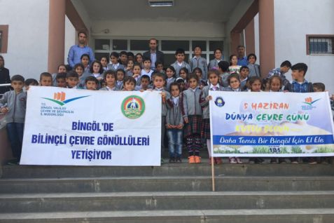 Bingöl’de bilinçli çevre gönüllüleri yetişiyor