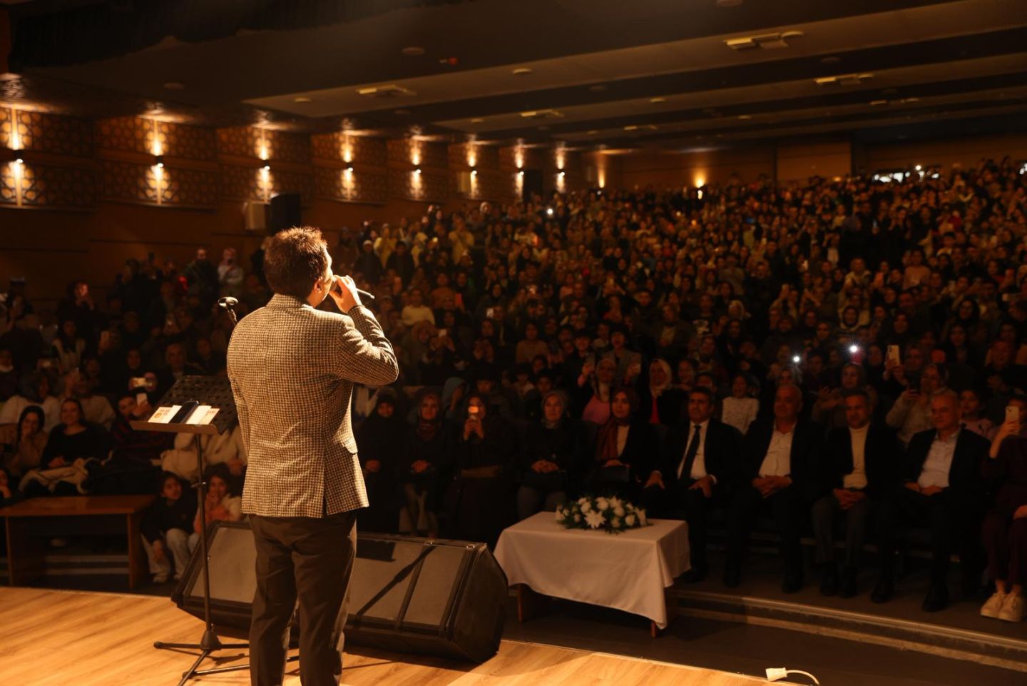 BİNGÖL’DE RAMAZAN GECELERİ KÜLTÜR VE SANATLA ŞENLENİYOR