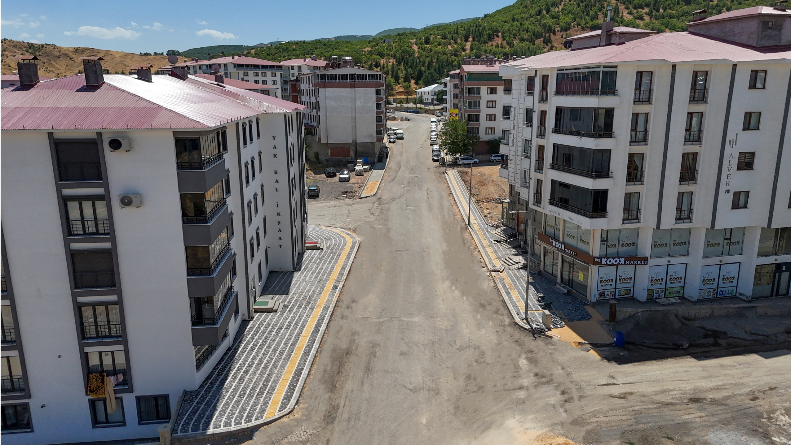BİNGÖL'DE KALDIRIMLAR YENİLENİYOR
